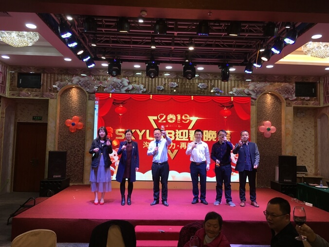 明天會(huì)更好.JPG