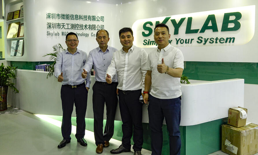 熱烈歡迎農(nóng)工黨深圳市委會及龍華總支領導一行來公司參觀指導！.jpg